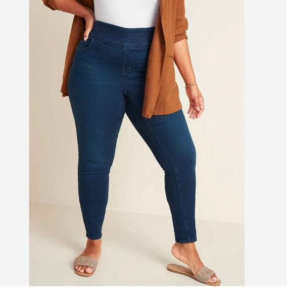 ❗️MOVING SALE❗️ High-Waisted Skinny Pull On Jeans - Picture 2 of 7